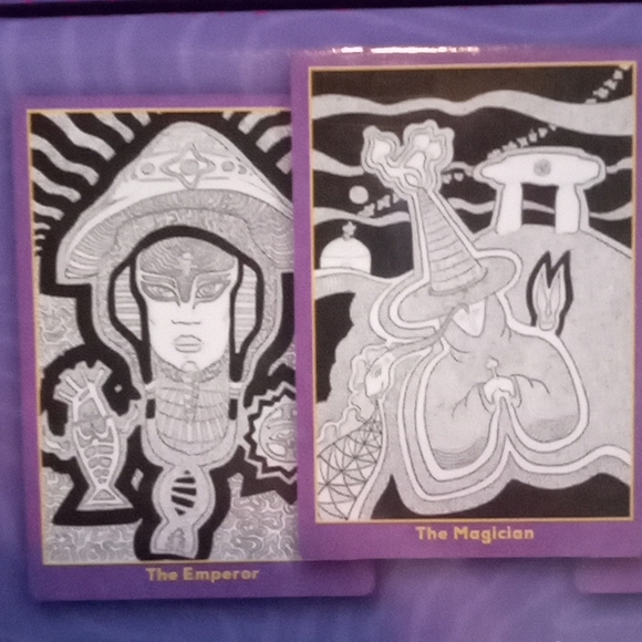 Visionary Path Tarot - Picture 3 of 3